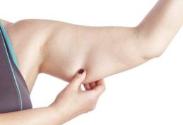 Aveți grăsime sub brațe care atârna? Iată ce puteți face!