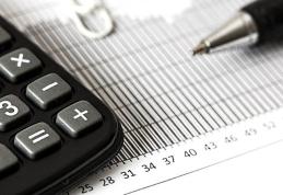 Lista noutăților fiscale care intră în vigoare de la 1 ianuarie 2021: TVA redus la locuințe, fără impozit pe telemuncă