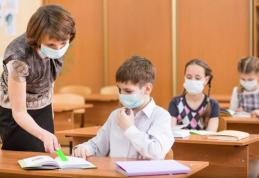 Orele de recuperare vor fi plătite suplimentar profesorilor timp de 16 săptămâni 