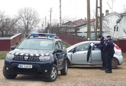 Jandarmii și polițiștii acționează continuu în localitatea carantinată Havârna - FOTO
