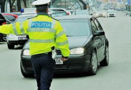 Dosar penal pentru un tânăr de 25 de ani care a ieșit la plimbare cu mașina