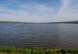 Primăria Șendriceni organizează licitație pentru concesionarea unui iaz - „Acumulare piscicolă Cînipiștea”