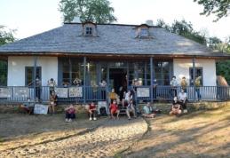Casa George Enescu din Mihăileni și Conacul Neamţu din Olari, centre educaționale pentru comunitățile locale 