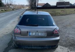 Audi cu documente false, depistat pe raza localităţii de frontieră Mihăileni