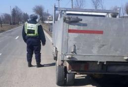 Autovehicul înmatriculat în Portugalia, depistat pe raza localităţii de frontieră Mihăileni, cu documente false