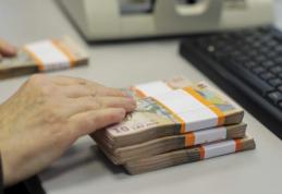 Cum vor fi plătiți profesorii în timpul vacanței? Cei titulari vor primi salariul integral