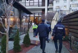 Polițiștii botoșăneni intensifică raziile pentru prevenirea și combaterea efectelor pandemiei de COVID-19 - FOTO