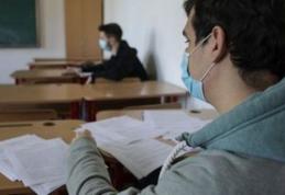 Peste trei mii de elevi din județul Botoșani au susținut astăzi Simularea Examenului de Evaluare Națională la Limba și literatura română