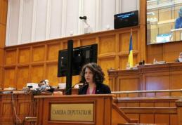 Guvernul Dreptei a blocat accesul la educație pentru mii de elevi din Botoșani și a lăsat Consiliul Județean să se descurce cu zero lei pentru asigura