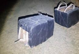 Colete cu țigarete de contrabandă descoperite la frontiera cu Ucraina