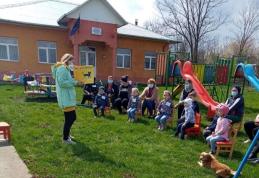 ZIUA PĂMÂNTULUI și ZIUA CĂRȚII marcate la Școala Viișoara - FOTO