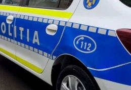 Beat și fără permis, a produs un accident, apoi a adormit la volan