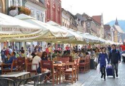 Lista măsurilor de relaxare PROPUSE pentru 1 iunie: redeschiderea HoReCa la 100% şi renunţarea la mască în birouri pentru cei vaccinaţi