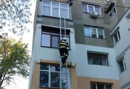 Misiune contracronometru a pompierilor! Femeie din Dorohoi găsită căzută în baie - FOTO