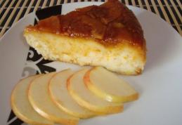 Budincă de griș cu mere