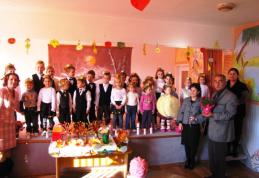 Grădinița Nr. 8 Dorohoi: „Toamna în cântec şi culoare”