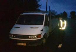Autoutilitară cu asigurare portugheză falsificată, descoperită în trafic de Poliţiştii de frontieră din Dorohoi