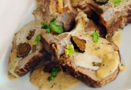 Mușchi de porc în sos cu trufe albe