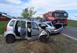 Accident rutier cu 4 victime. Trei copii au ajuns la spital