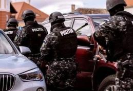 Descinderi DNA la Serviciul Rutier Botoșani și la mai mulți polițiști acasă