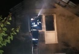 Incendiu generat de un coș de fum neizolat termic – FOTO