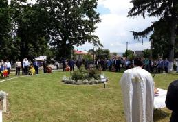 Eroii comemorați în Zi de Înălțare, la Dorohoi, cu depunere de coroane și distanțare socială - FOTO