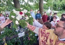 „Nu-l uitați pe cel căzut în război!” – activitate desfășurată la Smârdan cu ocazia Zilei Eroilor - VIDEO