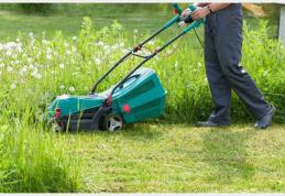 Tragedie la Darabani! Un bărbat a murit electrocutat în timp ce încerca să tundă gazonul