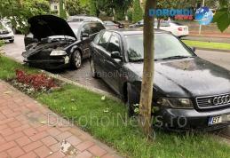 Accident cu trei mașini implicate pe Bulevardul Victoriei din Dorohoi - FOTO