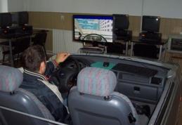Simulator auto achiziționat de Grupul Şcolar “Al. Vlahuţă” Şendriceni