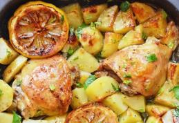 Pulpe de pui cu lămâie și cartofi