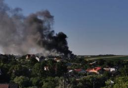 Garaj cuprins de flăcări. Pompierii botoșăneni au intervenit pentru stingerea incendiului 