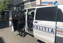 Bărbatul reținut în urma perchezițiilor din Dorohoi și Broscăuți a fost arestat preventiv