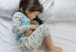 Ce facem când copilul spune că îl doare burta