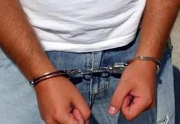 Tineri reținuți după ce au tâlhărit și violat o femeie de 65 de ani