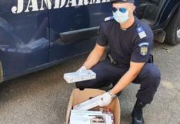 Tânără din Dorohoi sancționată de către jandarmi, în mod repetat, pentru că vindea țigări de contrabandă în Piața Centrală