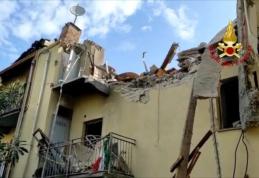 Un bloc în care locuiau mai multe familii de români s-a prăbușit la Torino. Un copil de 4 ani a murit
