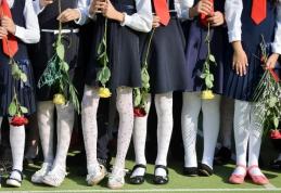 Festivititățile de deschidere a noului an școlar vor fi ținute cu mască, cel mult o oră și jumătate