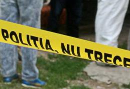 Bărbat găsit fără suflare pe marginea unui drum din Dumeni