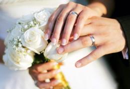 Autoritățile au început să impună restricții. Ce se întâmplă cu nunțile programate în septembrie și octombrie