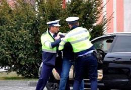 Urmărire în trafic după un șofer fără permis și care gonea pe străzile din Dorohoi