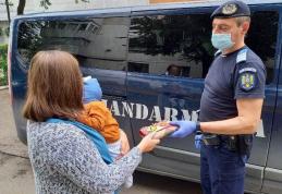 Un jandarm aflat în afara programului de lucru a prins în flagrant doi suspecți de furt și a salvat viața unui bărbat