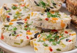 Ruladă din piept de pui cu legume