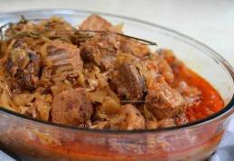Mâncare de varză acră cu carne de porc