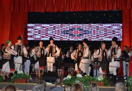 „Zilele Municipiului Dorohoi’’ 2021: Regal artistic oferit de tinerii artiști de la Clubul Copiilor Dorohoi - FOTO