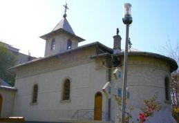 Moaștele Sfinților Nectarie din Eghina și Stelian Ocrotitorul copiilor aduse la hramul Bisericii Sf. Vineri Dorohoi