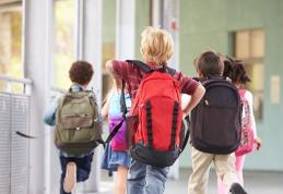 Toți elevii intră în vacanță! Școlile se închid pentru două săptămâni