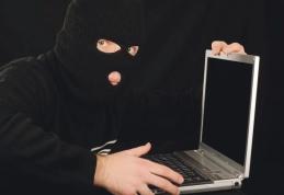 Bărbat reținut după ce a sustras laptopuri și bani din două internate școlare 