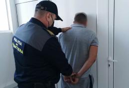 Membrul unui grup infracţional organizat căutat pentru trafic de droguri, reținut în Punctul de Trecere a Frontierei Stânca