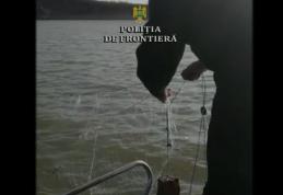 Peste 1200 de metri de plase monofilament îndepărtate din râul Prut